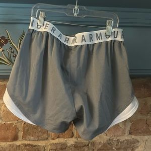 under armour loose fit heatgear workout shorts